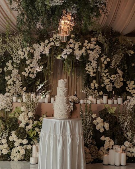 Bianca Rose Commisso | ENCHANTING FLORALS 🤍 - Our wedding 19.10.24 Wedding Planner, Event Stylist, Concept Creation, Design & Execution @onpointplanningco... | Instagram Event Stylist, Head Tables, Wedding Styling, Floral Backdrop, Head Table, Table Flowers, Married Life, Wedding Florist, Event Design