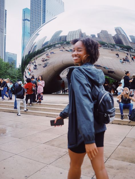 Woman doing a photo shoot in downtown Chicago. Chicago Bean Pictures Ideas, Chicago Bean Pictures, Chicago Bean, Chicago Photos, Chicago Photography, Downtown Chicago, Bucket List Destinations, Explore Travel, Pictures Ideas