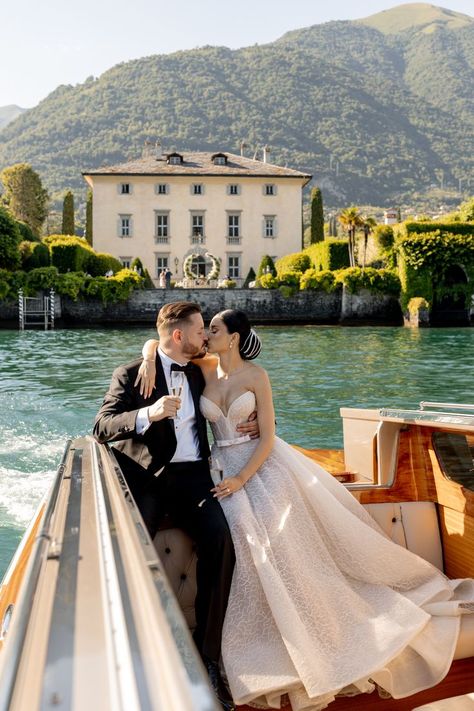 Edgy Wedding Dress, Italy Wedding Dress, Edgy Wedding, Destination Wedding Italy, Boat Wedding, Como Wedding, Italy Pictures, Wedding In Italy, Dream Wedding Venues