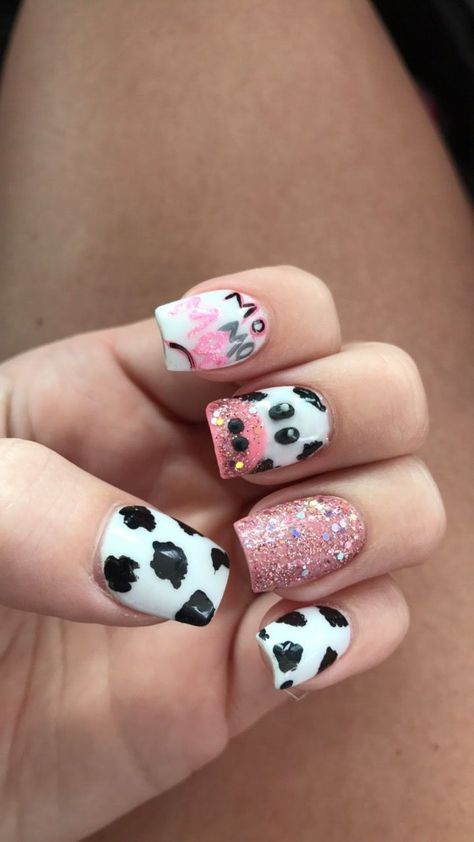 Cow Design Nails, Cow Nails Designs, Cow Nails Acrylic, Goat Nails, Nail Inspo 2023, Nail Art Designs 2023, Nails Looks, Aesthetic Nail, Moo Cow