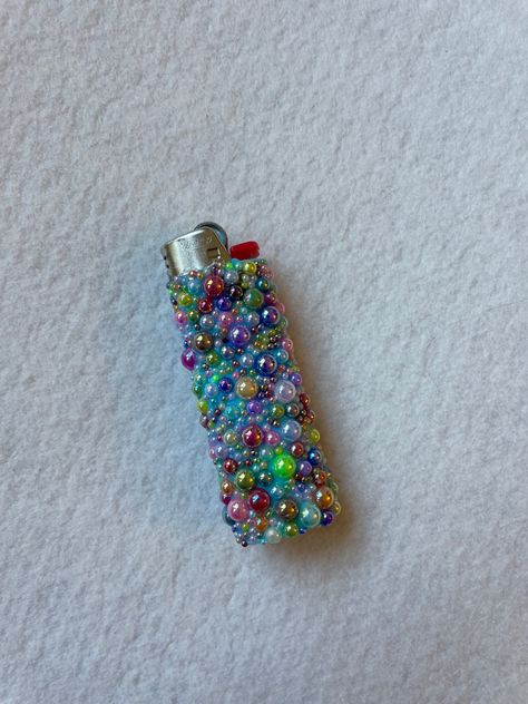 Bic Lighter Crafts Diy, Diy Decorate Lighter, Bedazzled Lighter, New Year Card Ideas, Lighter Art, Custom Lighters, Bic Lighter, Cool Lighters, Rhinestone Projects