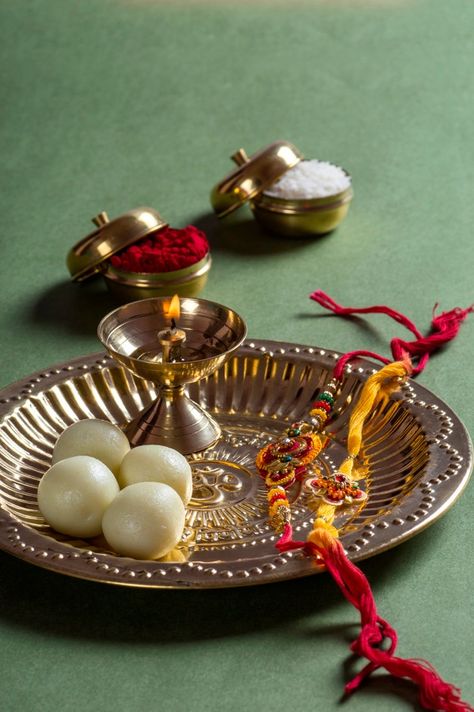 Indian festival: Raksha bandhan or rakhi with an elegant rakhi and diya. Download it at freepik.com! #Freepik #photo #celebration #event #rice #indian Rakhchha Bandhan, Rakhi Photo Shoot Ideas, Rachhabandan Photo, Rakhi Images Hd, Rakhi Bandhan Images, Racha Bandhan, Rakha Bandhan Photo, Raksha Bandhan Ka Photo, Raksha Bandhan Decoration At Home