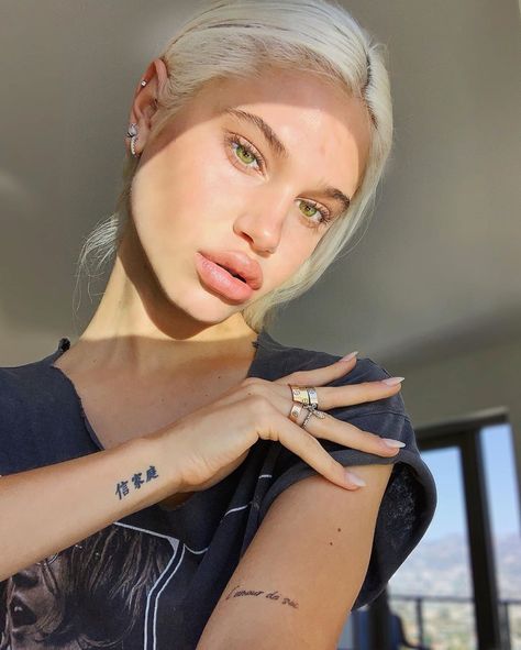 Meredith Mickelson, Tattoo Meaning, Blonde Model, Fashion Collage, Piercing Tattoo, Fenty Beauty, Flawless Skin, Tattoos With Meaning, Instagram Foto