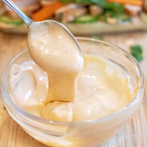 Sweet Sriracha Mayonnaise Zesty Salad, Creamy Salad Dressing, Pumpkin Hummus, Sriracha Mayo, Asian Inspired Dishes, Homemade Condiments, Homemade Sushi, Sweet Heat, Gluten Free Sweet