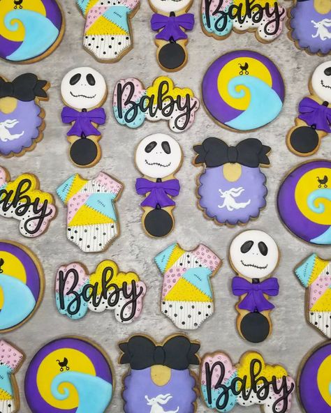 Even the Pumpkin King would approve of these treats! 🎃👑👶🍪 #nightmarebeforechristmas #mamascustomcookies #nightmarebeforechristmascookies #octoberbabyshower #halloweenbabyshower Coraline Gender Reveal, Jack And Sally Gender Reveal, Nightmare Before Christmas Gender Reveal, Gender Reveal Theme, Christmas Gender Reveal, October Baby Showers, The Pumpkin King, Gender Reveal Themes, Pumpkin King