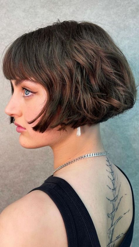 One Length Bobs, Kort Bob, French Bob, Chin Length Hair, Bob Haircut With Bangs, Bob Hairstyles For Fine Hair, Short Straight Hair, Bob Haircuts For Women, Short Bob Haircuts