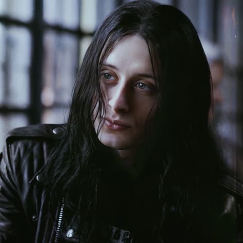 Rory Culkin Icons, Zachary Cole Smith, Metalhead Guy, Mayhem Band, Lord Of Chaos, Gothic Academia, Long Haired Guys, Lords Of Chaos, Rory Culkin