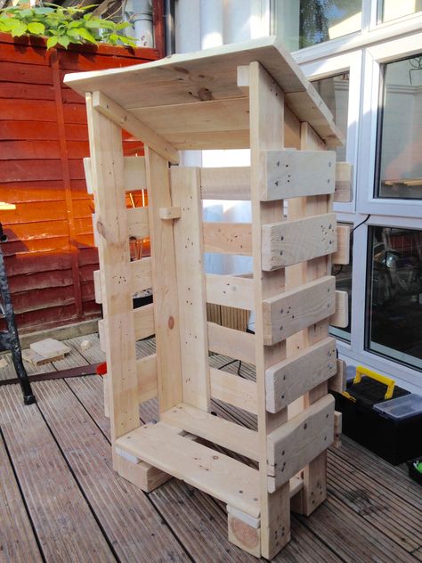 #Garden, #PalletHut, #RecycledPallet, #Storage Pallet Sheds, Pallet Cabin, Firewood Storage Indoor, Log Shed, Firewood Storage Outdoor, Outdoor Firewood Rack, Pallet Playhouse, Log Storage, Pallet Shed