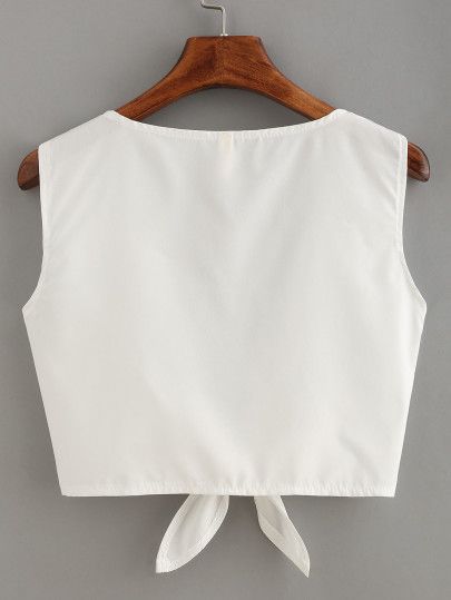 joefsf Front Crop Top, Trendy Blouses, Trendy Blouse Designs, Inspo Outfit, Crop Top Outfits, Teen Fashion Outfits, Cute Casual Outfits, Fashion Tops, White Top