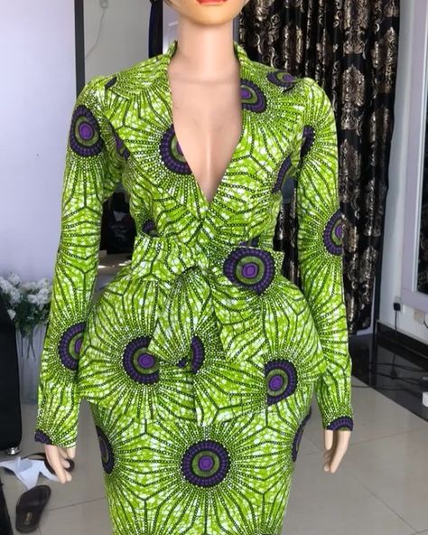 Bhomsy Ogbara on Instagram: “One of our signature outfits ”Ankara suit” ❤️❤️❤️ #bhomsy_stitches😍😍😍😍✂️✂️” Yellow Pencil Skirt Outfit, Ankara Suit, Ankara Outfits, Kitenge Designs, Ankara Skirt And Blouse, Ankara Dress Styles, African Dresses Modern, African Wear Dresses, African Lace Dresses