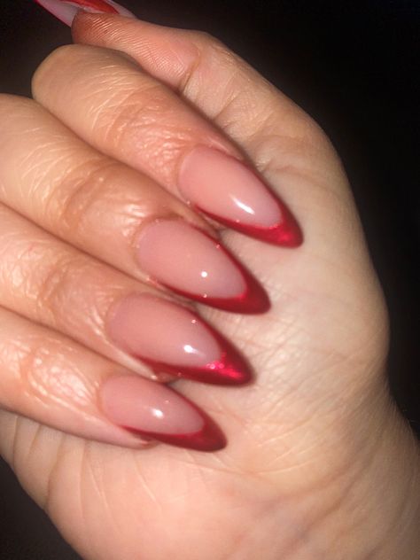 May Nails Ideas 2023, Nails Ideas Almond, May Nails Ideas, Almond Summer Nails, Nails Ideas 2023, Summer Nails Short, Almond Nails Red, Red Chrome Nails, Summer Nails Summer