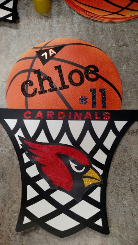 Door signs // girls basketball tournament Girl Locker Decorations, Basketball Locker Decorations, Senior Night Ideas, Locker Room Decorations, Locker Decorations Diy, Spirit Posters, Pep Club, Basketball Senior Night, Basketball Ideas