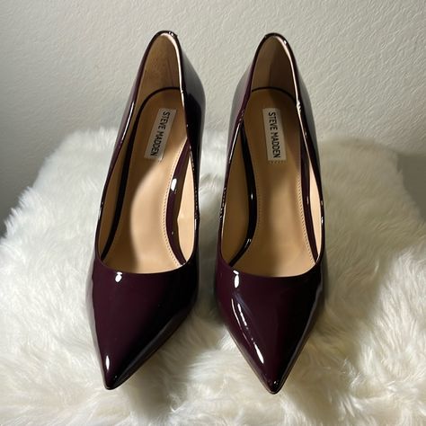 Steve Madden Stiletto Pumps Burgundy Patent 5in Heel Height Stiletto Pointed Toe Brand New (Never Worn) W/O Original Box Cruise Prep, Maroon Heels, Elegant Shoes Heels, Pointed Shoes, Steve Madden Pumps, Burgundy Heels, Shoes Heels Classy, Burgundy Shoes, Shoes Steve Madden