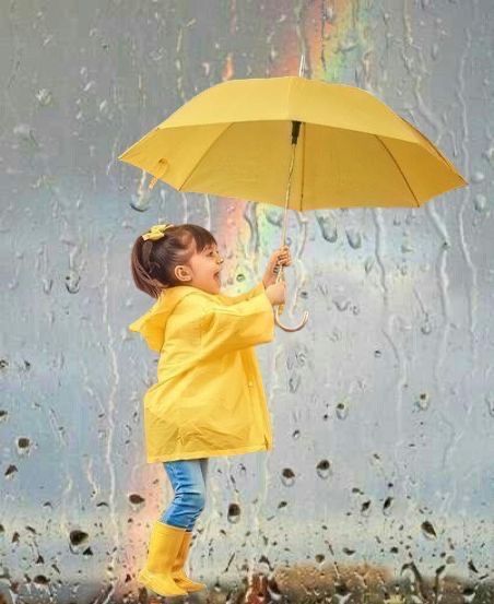 Old Time Photos, Mommy And Me Photo Shoot, Rain Photo, Under My Umbrella, Walking In The Rain, Funny Images Laughter, Childrens Photography, Rain Photography, Amazing Art Painting