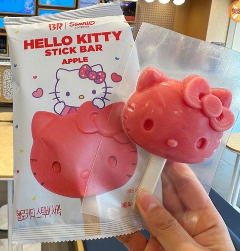 Korean Ice Cream, Snacks Japonais, Hello Kitty Imagenes, Make 100 A Day, Kawaii Cooking, Hello Kitty Aesthetic, Cute Snacks, Think Food, Hello Kitty Pictures