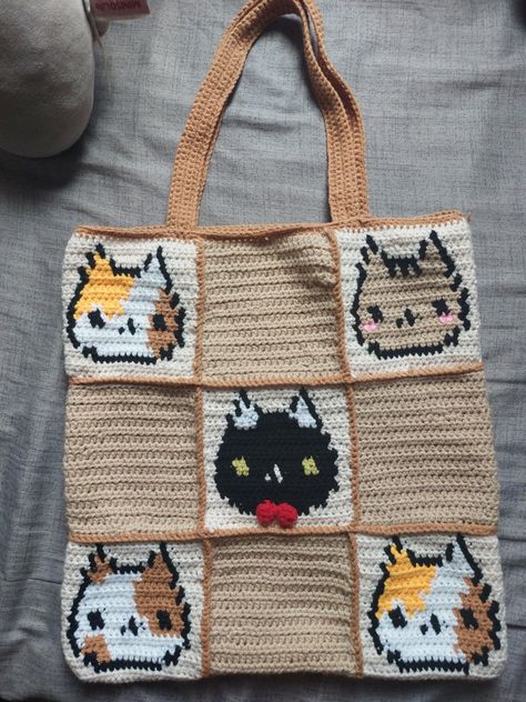 Pixel Art Crochet Bag, Crochet Bag Cat, Crochet Cat Bag, Halloween Tapestry, Fairy Crochet, Pokemon Crochet Pattern, Mochila Crochet, Diy Crochet Bag, Crochet Fairy