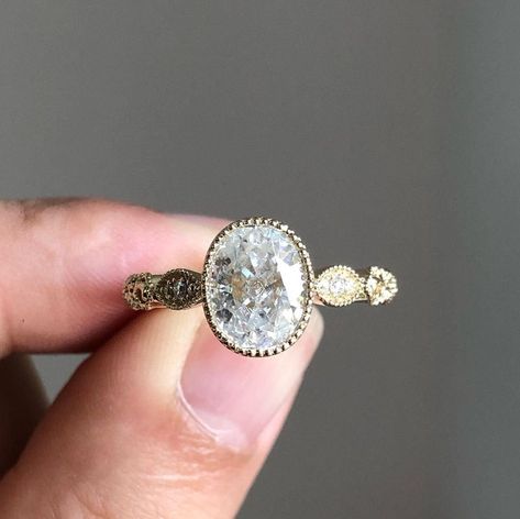 Milgrain Engagement Ring, Bezel Set Engagement Ring, Ring Rosegold, Gold Promise Rings, Art Deco Wedding Rings, Moissanite Engagement Ring Oval, Bezel Set Ring, Oval Moissanite, Promise Rings For Her