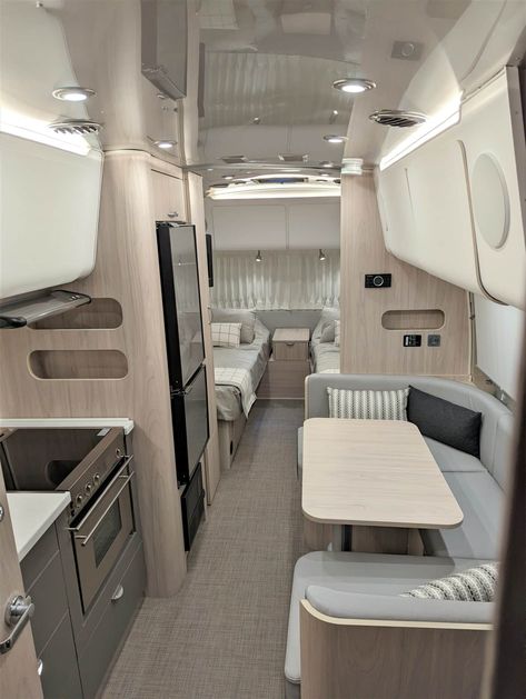 2022 23FT Globe Trotter For Sale In Eau Claire, Wisconsin - Airstream Marketplace Caravan Ideas Interior, Modern Camper, Caravan Design, Van House, Camping Van, Motorhome Interior Ideas, Luxury Caravans, Small Motorhomes, Ducato Camper