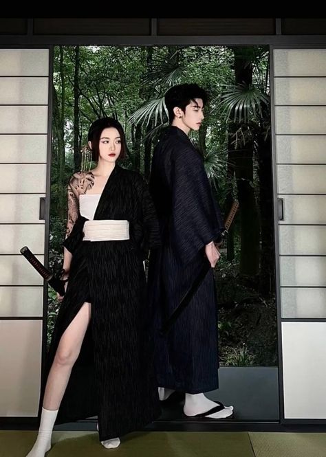 Japanese Yakuza Aesthetic, Yakuza Fashion, Asian Couple Aesthetic, Yakuza Outfit, Yakuza Aesthetic, Japanese Photoshoot, Kimono Photoshoot, Yakuza Girl, Kimono Aesthetic