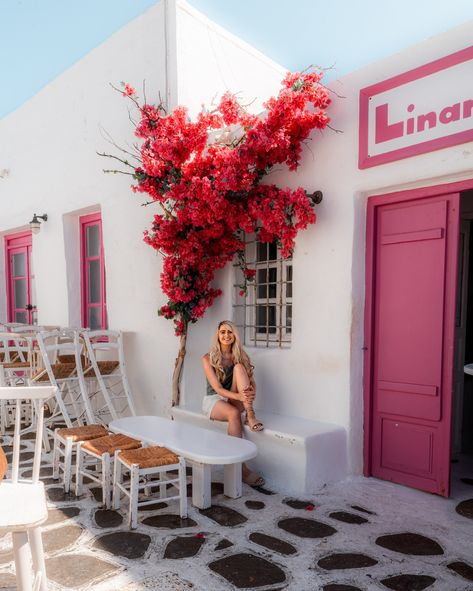 🇬🇷Best villages to visit in Paros -Greece🌸⬇️ & best beaches, best food spots -Parikia -Lefkes -Aliki -Naoussa -Drios -Marpissa -Kostos -Piso Livadi 🩵Stay: Tarsa studios 🥗Places to eat: -Sousouro -Distrato Cafe -Ragoussis Bakery -Cafe Symposium Paros -Hellas -Cuore Rosso -Barbarossa -Ramnos Cafe 🏖️Beaches -Parosporos Beach -Kolympethres Beach -Punda Beach -Molos Beach 📆 Best time to visit the island of Paros : May, June& Sept ©️No reposts. Copyright. Content belongs to sunkissedblonde... Gimmelwald Switzerland, Sirmione Italy, Paros Greece, Split Croatia, Food Spot, Places In Europe, Visiting Greece, Bakery Cafe, Best Beaches