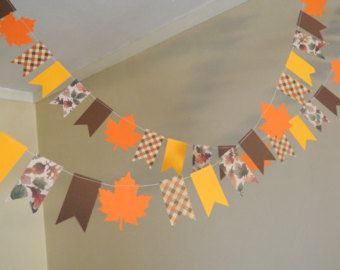 Classroom Window Decorations, Thanksgiving Flag, Mini Flag, School Kids Crafts, Fall Leaf Garland, Harvest Decor, Flag Garland, Decor Classroom, Religious Crafts