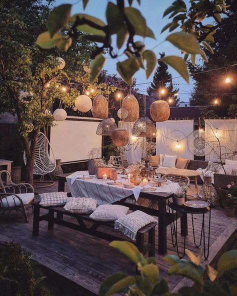 Outdoor Dining Patio, Dining Patio, Bohemian Outdoor, Modern Boho Decor, Backyard Projects, Backyard Patio Designs, Outdoor Parties, Beautiful Wedding Dresses, Modern Outdoor