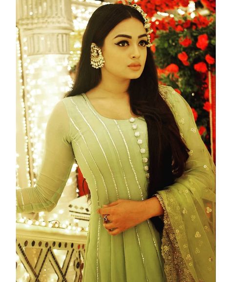 Samiksha Jaiswal, Bahu Begum, डिजाइनर कपड़े, Ikkat Dresses, Teen Celebrities, Gaun Fashion, Pakistani Dresses Casual, Traditional Indian Outfits, Kurti Designs Party Wear