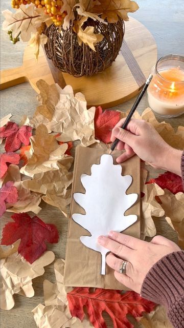 Diy Crafts Autumn, Diy Paper Bag Leaves, Paper Pumpkins Diy, Autumn Tree Decorations, Paper Lunch Bag Crafts, Autumn Home Decor Diy, Autumn Ideas Decoration, Paper Bag Leaves, Homemade Fall Decor