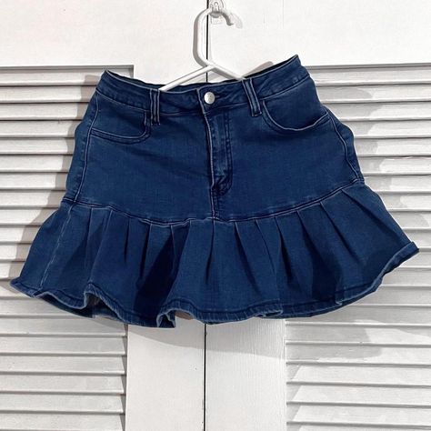 Y2k High Waist Pleated Denim Skirt, Y2k Demin Skirts, Pleated Jean Skirt, Y2k Denim Blue Mini Skirt With Pockets, Pleated Denim Mini Skirt Y2k, Y2k High-waisted Pleated Denim Skirt, Cute Skirt, Jean Skirt, Cute Skirts