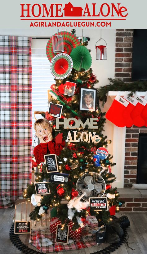 Home Alone Christmas Tree, Home Alone Movie, Home Alone Christmas, Christmas Tree Inspiration, Aesthetic Christmas, Office Christmas, Fun Quotes, Home Alone, Christmas Tree Themes