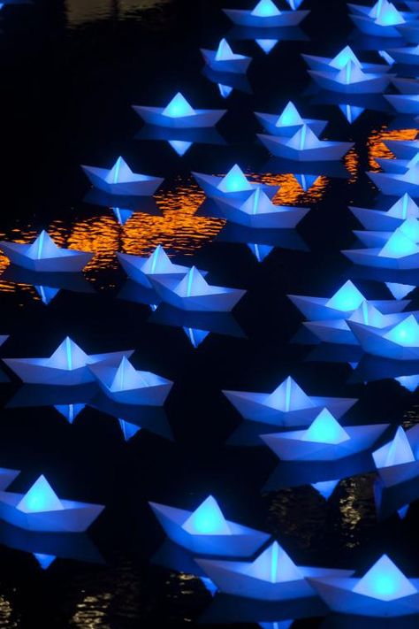 Voyage by  Aether & Hemera Photo:Peter Matthews Origami Boats, Paper Boats, Origami Boat, Colored Led Lights, Interactive Installation, Boat Art, Canary Wharf, Light Sculpture, Origami Art