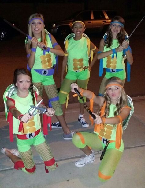 Halloween costume. Ninja turtles. 5th turtle is Picasso. Ninga Turtles, Halloween Aesthetic, Ninja Turtles, Turtles, Halloween Costume, Ronald Mcdonald, Halloween Costumes, Halloween, Pins