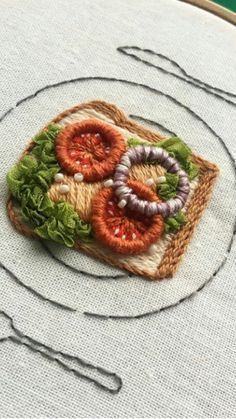 Spaghetti Embroidery, Embroidery Objects, Pasta Embroidery, Picnic Embroidery, Food Textiles, Bread Embroidery, Vegetable Embroidery, Cross Stitch Food, Food Embroidery