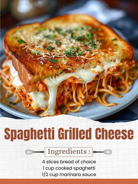 Spaghetti Grilled Cheese Sandwich, Spaghetti Grilled Cheese, Spaghetti Sandwich, Grilled Mac And Cheese, Chicken Bolognese, Sandwich Wraps Recipes, Sausage Sauce, Grilled Cheese Recipe, Cooking Spaghetti