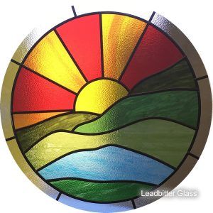 Stained Glass Mosaic Patterns, Mosaic Stepping Stones, Stained Glass Sun, Landscape Art Quilts, Stained Glass Patterns Free, Barn Quilt Designs, Door Glass Design, Stained Glass Diy, Stained Glass Crafts