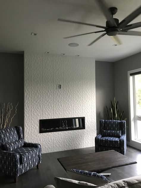 3D tiled fireplace Fireplace Wall Ideas Tile, Tile Accent Wall Living Room, Den Fireplace, Modern Fireplace Ideas Living Rooms, Fireplace Modern Design, Media Fireplace, Tiled Fireplace, Contemporary Fireplace Designs, Tile Accent Wall