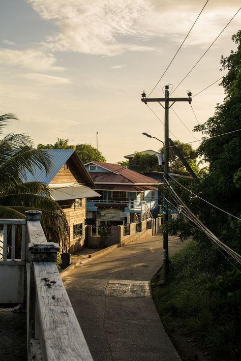 Utila - Honduras, America Central Latin America Aesthetic, Honduras Aesthetic, Honduran Culture, Utila Honduras, Central Luzon, Latino Culture, Travel America, Mission Trip, Missions Trip