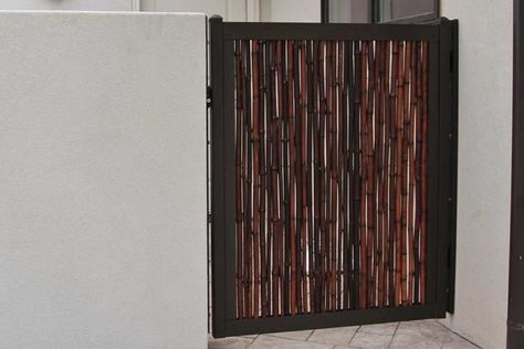 The Ultimate Collection of Privacy Fence Ideas (Create Any Design With This Kit) Stained Fence, Yard Gates, Modern Fencing, Corrugated Metal Fence, Privacy Fence Ideas, Yard Gate, Boundary Wall, Fence Stain, Fence Designs