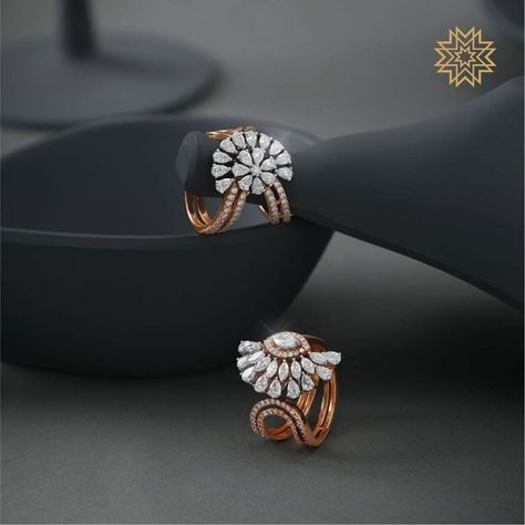 These Diamond Earrings Will Make You Shine In Every Party • South India Jewels Bridal Diamond Necklace Design, Borivali Mumbai, Manubhai Jewellers, Real Diamond Earrings, Diamond Pendants Designs, Diamond Earrings Design, Real Diamond Rings, Diamond Necklace Designs, Diamond Rings Design