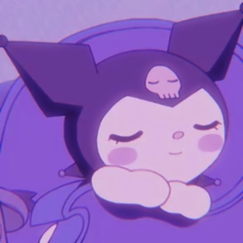 Sleepy Kuromi, Kuromi Pfp Aesthetic, Sleepy Sanrio, Goth Kuromi, Pfp Kuromi, Art Sanrio, Aesthetic Sleep, Kuromi Pfp, Kitty Sleeping