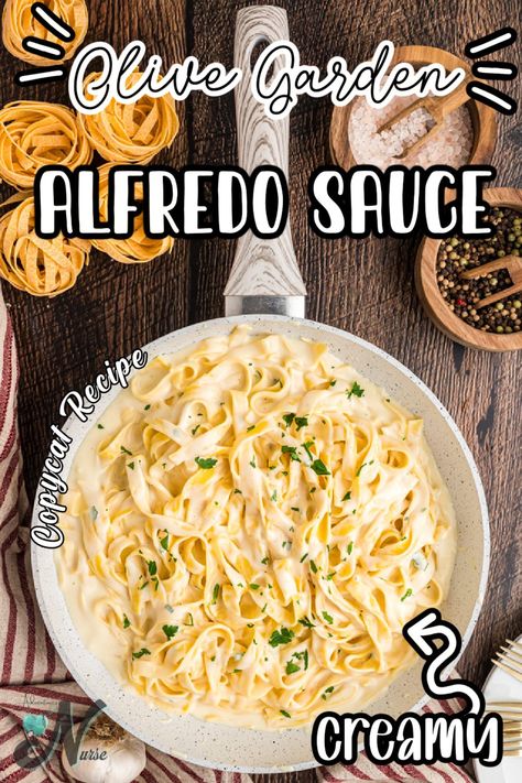 Olive Garden Alfredo Sauce is an irresistible creamy parmesan cheese sauce with a hint of garlic over fettuccini. Fettuccine alfredo is my go-to meal when we go out to eat. This is one of the easiest recipes to make right at home. How To Make Olive Garden Alfredo Sauce, Authentic Alfredo Sauce Recipe, Olive Garden Alfredo Recipe, Olive Garden Fettuccine Alfredo Recipe, Fettuccine Alfredo Olive Garden, Fettuccine Chicken, Parmesan Alfredo Sauce, Best Alfredo Sauce Recipe, Olive Garden Alfredo Sauce Recipe