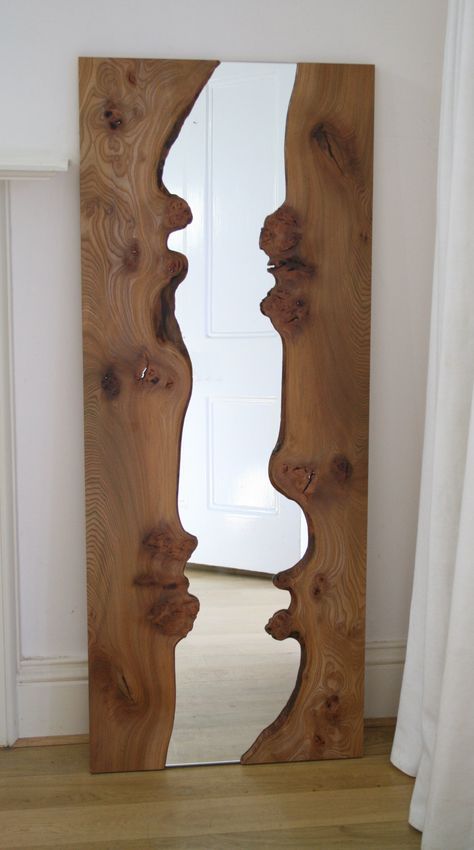 organic shapes Live Edge Mirror, Mirror Doors, Real Wood Furniture, Concrete Crafts, Cool Mirrors, Wooden Mirror, Weathered Oak, Woodworking Projects Plans, Wood Mirror