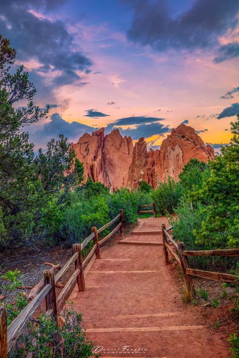 Colorado Aesthetic, Hiking Path, Crested Butte Colorado, Garden Of The Gods, Colorado Hiking, Colorado Travel, Photographic Paper, Pretty Places, Colorado Springs