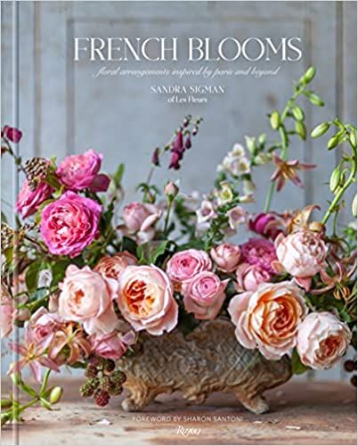 Parisian Flowers, Dining Room Arrangement, Art Genres, Harvest Tables, Garden Cloche, Crane Estate, Arrange Flowers, My French Country Home, Pink Inspiration