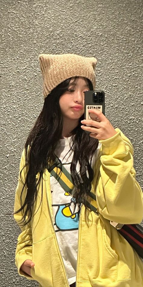 hanni ( new jeans ) 61-91 - Kpoplocks818 - Kpop Girls Wallpapers/ Lockscreens New Jeans Style, Foto Ideas Instagram, My Chemical, Jennie Lisa, Rappers, Korean Girl, South Korean Girls, New Hair, K Pop