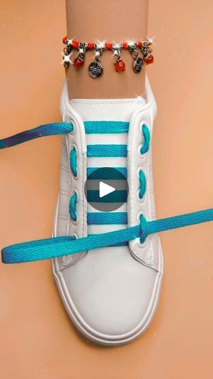 Lace Converse Shoes, Quick Release Knot, Fun Fall Decor, Ways To Lace Shoes, Shoe Lace Patterns Star, Packing Hacks Clothes, Shoe Lace Patterns Converse, Lace Patterns Converse, Vans Shoe