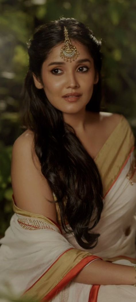 Anikha Surendran Photos, Anikha Surendran Hot, Anika Surendran, Anikha Surendran, Best Love Pics, Beautiful Angels, Samantha Photos, Cute Couple Images, Music Concert