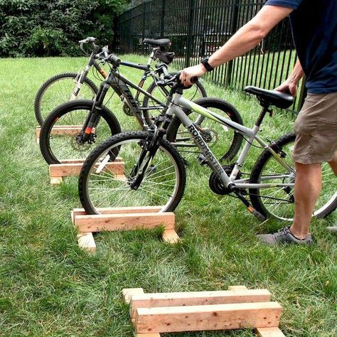 Diy Bike Stand Wood, Diy Floor Bike Rack, Pvc Bike Rack Diy, Bicycle Stand Diy, Homemade Bike Rack, Diy Wooden Bike Rack, Homemade Bike Stand, Diy Bike Stand, Mirror With Plants