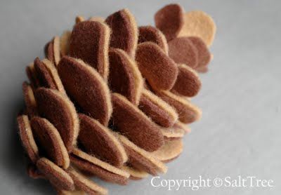 SaltTree: Felt Pinecone Tutorial - Harry Felt Pinecone, Skewer Crafts, Diy Fleur, Diy Pinecone, Pine Cone Crafts, Felt Food, Felt Christmas Ornaments, Wool Crafts, Felt Toys