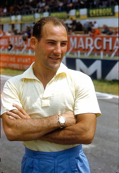 Stirling Moss, Rally Drivers, Classic Race Cars, Miss Him, Racing Drivers, The Right Stuff, Sports Figures, Classic Sports Cars, Formula 1 Car